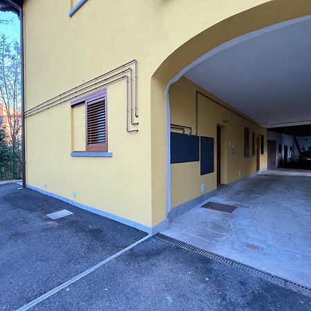 Monolocale Incantevole A Cadorago Фино-Морнаско Экстерьер фото